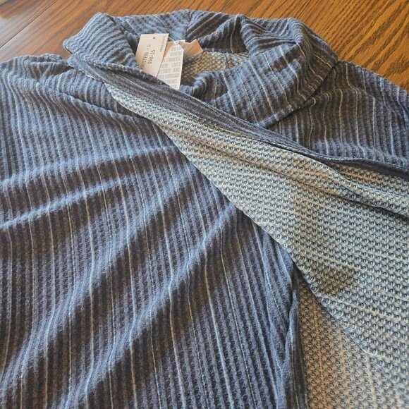 NWT - Lularoe Large Kristen - blue gray stripe - waffle knit - Picture 6 of 7